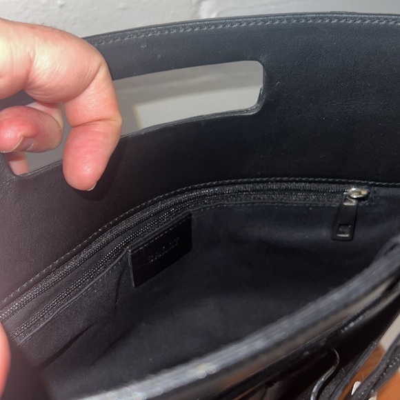 BALLY Leather Clutch - Picture 3 of 3